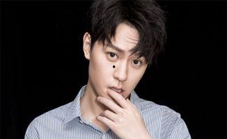 男明星抬头纹  第2张