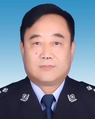 公安霸桥分局局长照片,铁面无私守护平安  第3张
